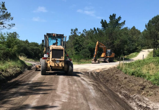 O Concello de Lousame inicia as obras de pavimentación do camiño de Aldarís ao cruce de Burzó, nas que inviste máis de 111.000 €